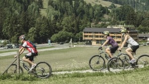 Leogang im Salzburger Land: Geocaching, Bogenschießen, Rafting, Biken, Klettern, Wandern und vieles mehr.
