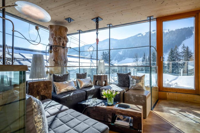 Das Foto darf ausschließlich für PR- und Marketingmaßnahmen der Bergdorf PRIESTEREGG GmbH - Sonnberg 22 - A-5771 Leogang räumlich und zeitlich unbegrenzt verwendet werden. Das Copyright verbleibt beim Bildautor Günter Standl (www.guenterstandl.de). Jegliche Nutzung Dritter ist mit dem Bildautor gesondert zu vereinbaren. Der Bildautor stellt das gelieferte Bildmaterial nicht von Rechten Dritter frei. Etwaige Ansprüche Dritter fallen in den Verantwortungsbereich des Bildnutzers.