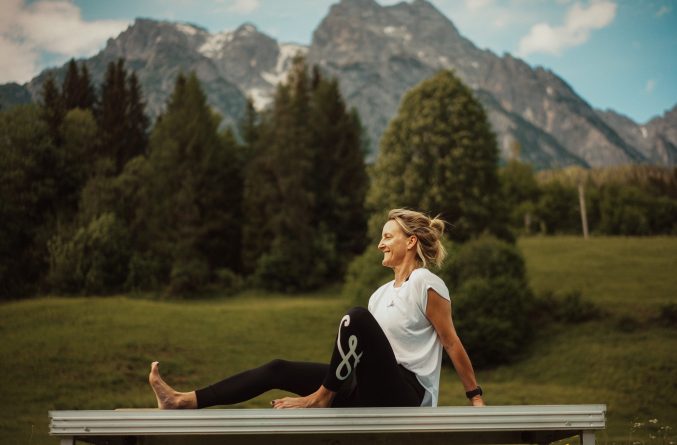 yoga-mountain-days-mama-thresl-priesteregg-leogang-berge-retreat-berge-credit-christian-rating (142) yoga-mountain-days-mama-thresl-priesteregg-leogang-berge-retreat-berge-credit-christian-rating (142)